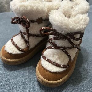 Kids Cozy Faux-Shearling Winter Boots - Cream & Brown